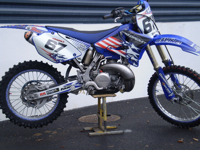 250 YZ 09